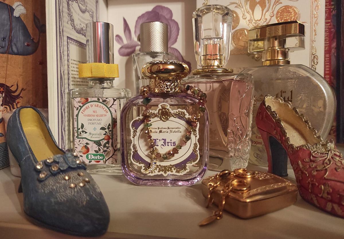 عطر ادکلن لایتک مائه لتافا پرفیومز - Laitak Ma'e Lattafa Perfumes - بررسی، قیمت و خرید
