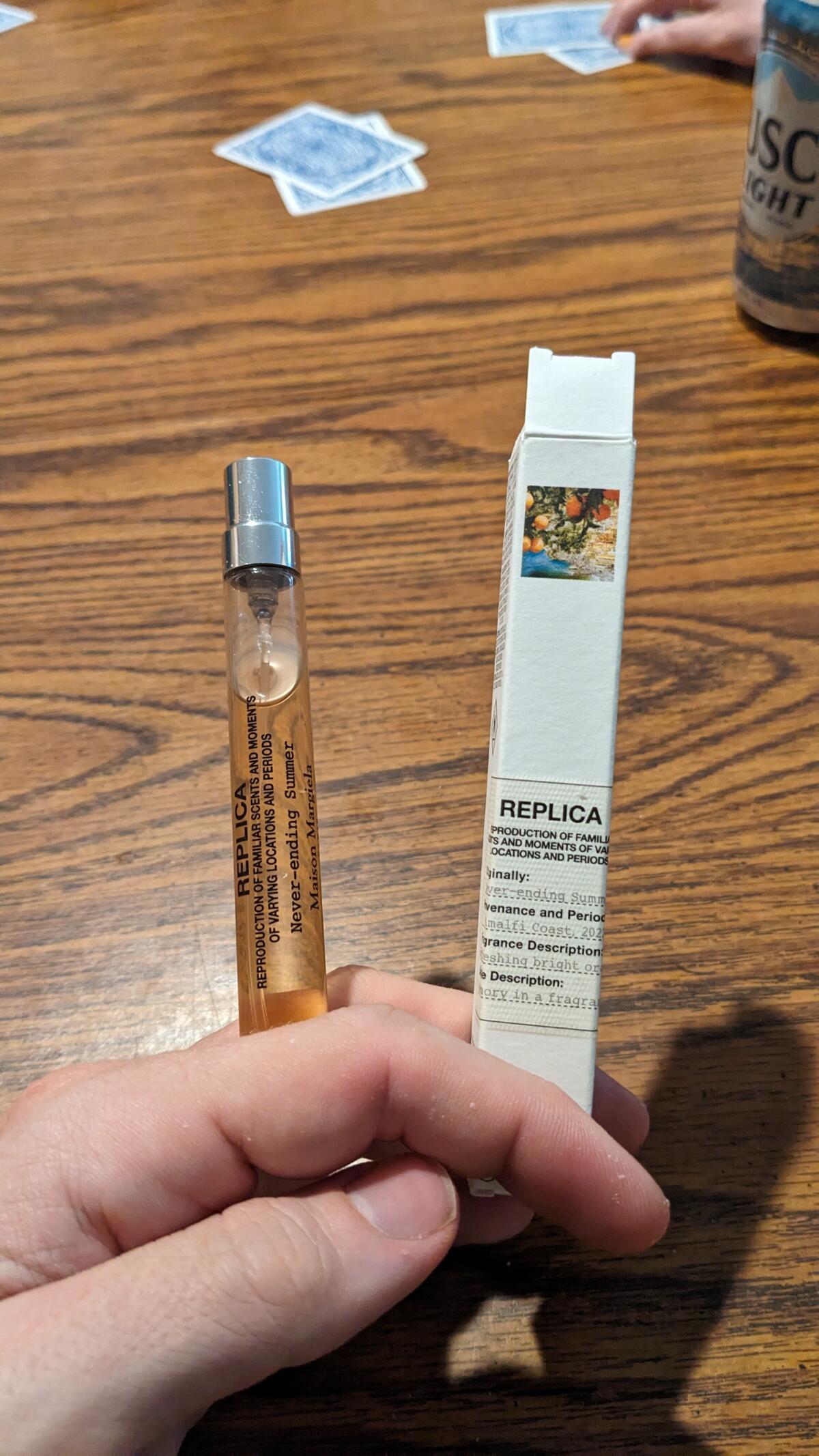 عطر ادکلن نوور اندینگ سامر مِیزون مارتَن مارژِلا - Never-ending Summer Maison Martin Margiela - بررسی، قیمت و خرید