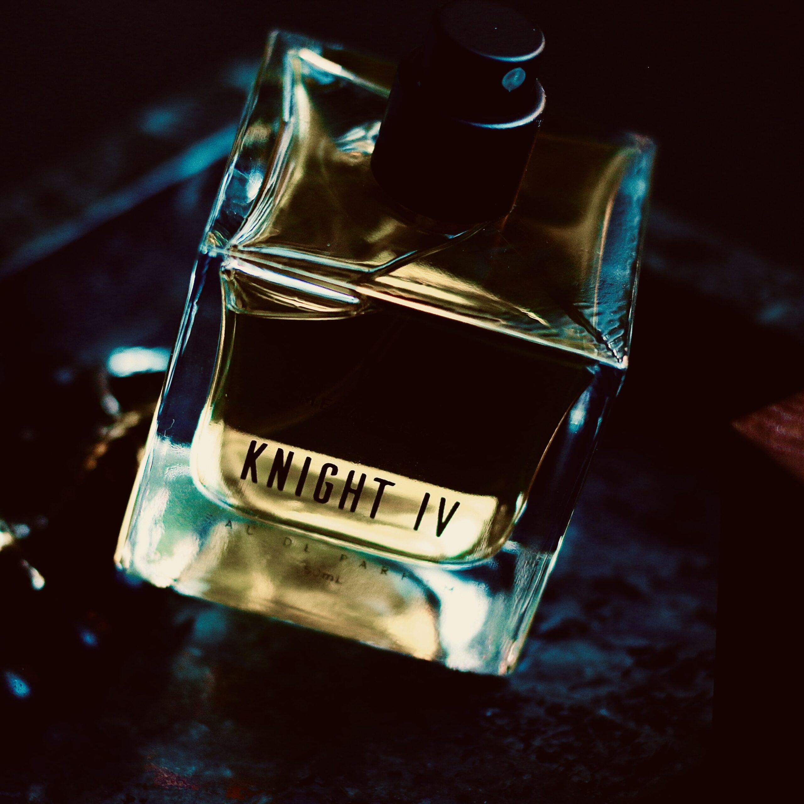 عطر ادکلن نایت فور متاسنت - Knight IV MetaScent - بررسی، قیمت و خرید