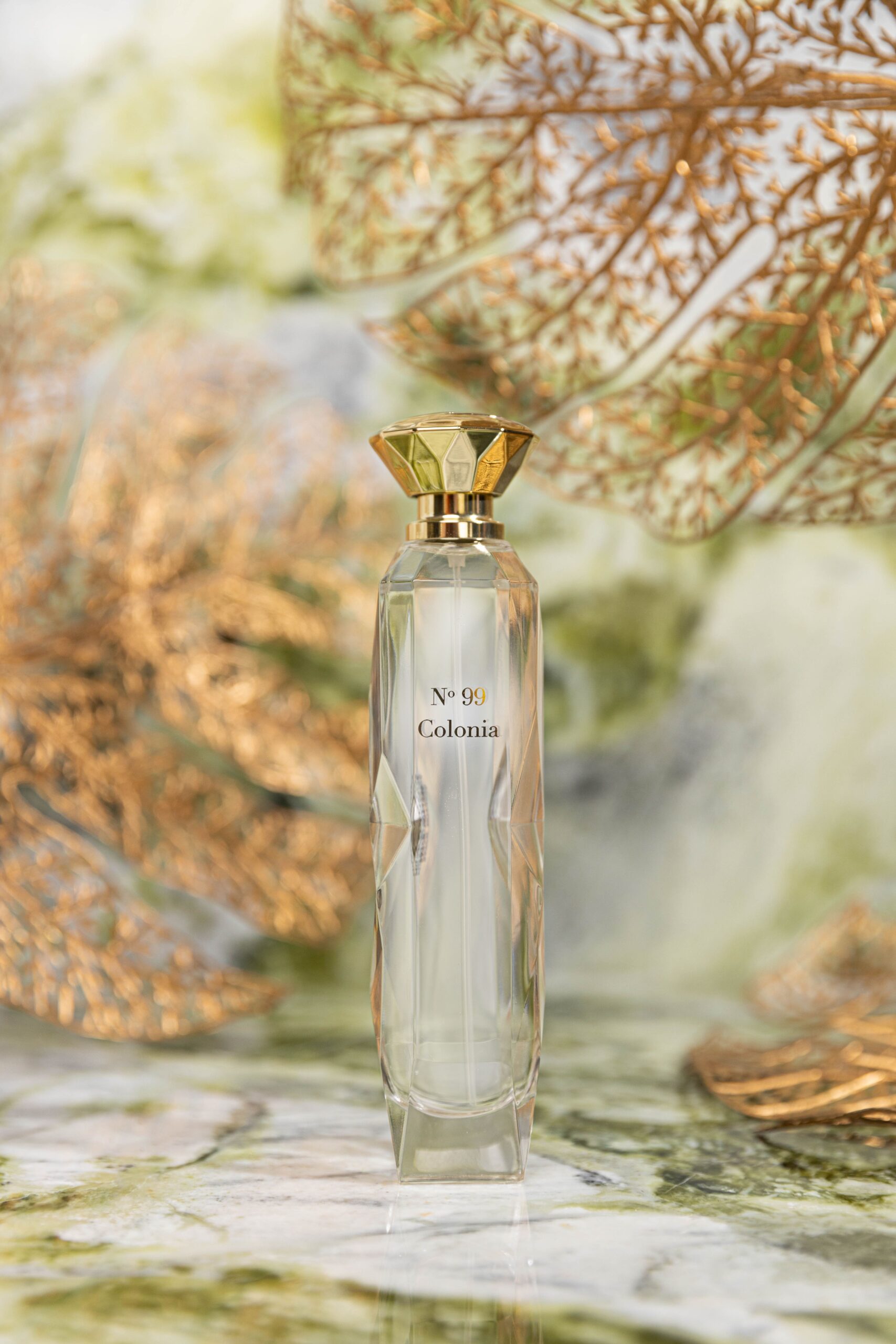 عطر ادکلن کلونیا نامبر نود و نُه ماوزان - Colonia No99 Mauzan - بررسی، قیمت و خرید