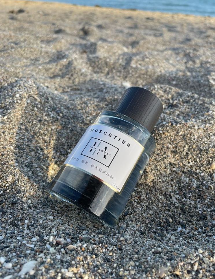 عطر ادکلن ماستِتیر ایان عباس - Muscetier Ian Abbas - بررسی، قیمت و خرید