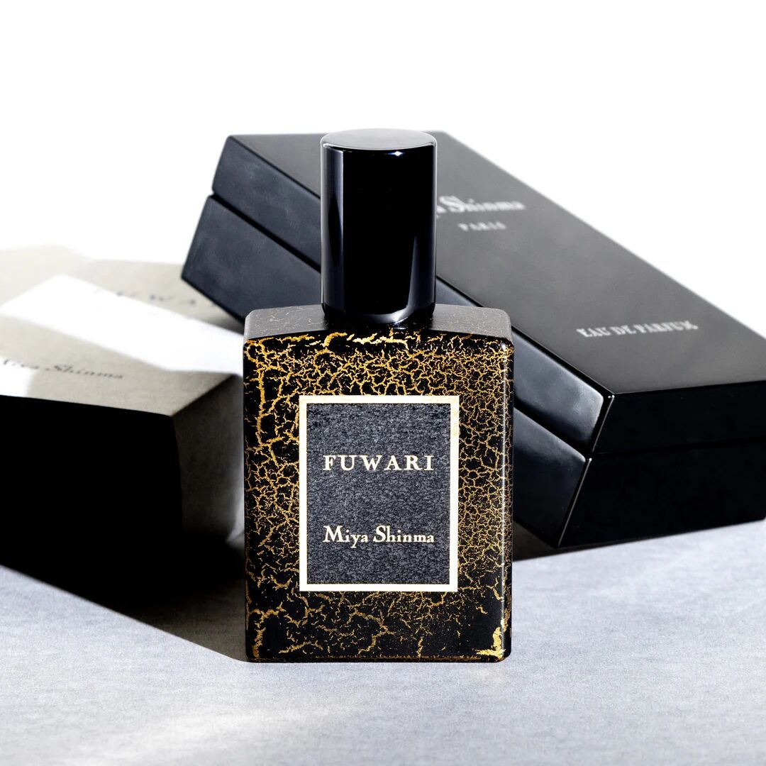 عطر ادکلن فُواری میا شینما - Fuwari Miya Shinma - بررسی، قیمت و خرید