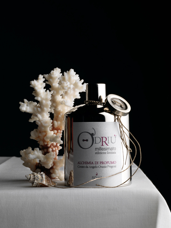 عطر ادکلن لالترووه اودریو - Laltrove 1002 O'Driu - بررسی، قیمت و خرید