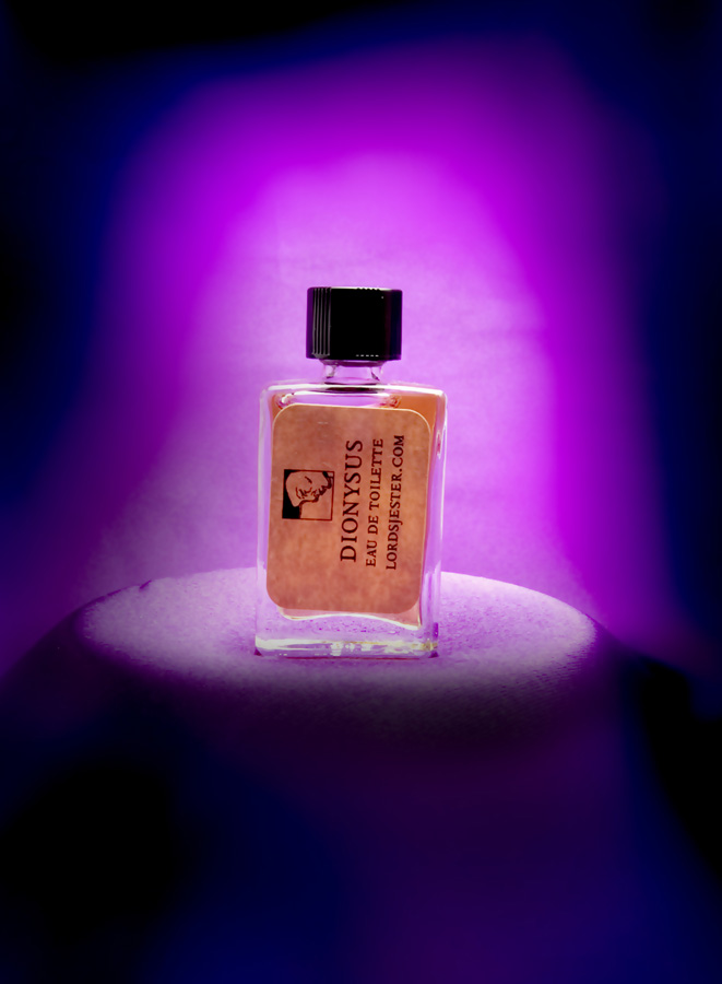 عطر ادکلن دیونیسوس لردز جستر - Dionysus Lord's Jester - بررسی، قیمت و خرید