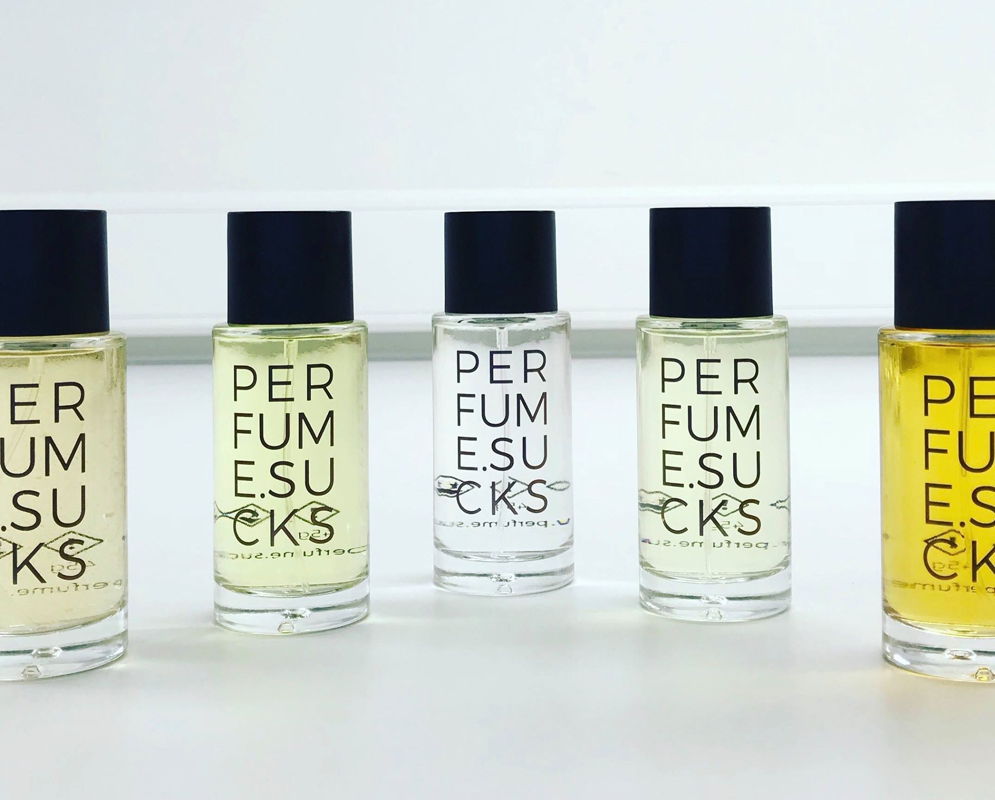 عطر ادکلن بلیو سه هزار و صد و سی و پنج سی پرفیوم ساکس - BLUE 3135C Perfume.Sucks - بررسی، قیمت و خرید