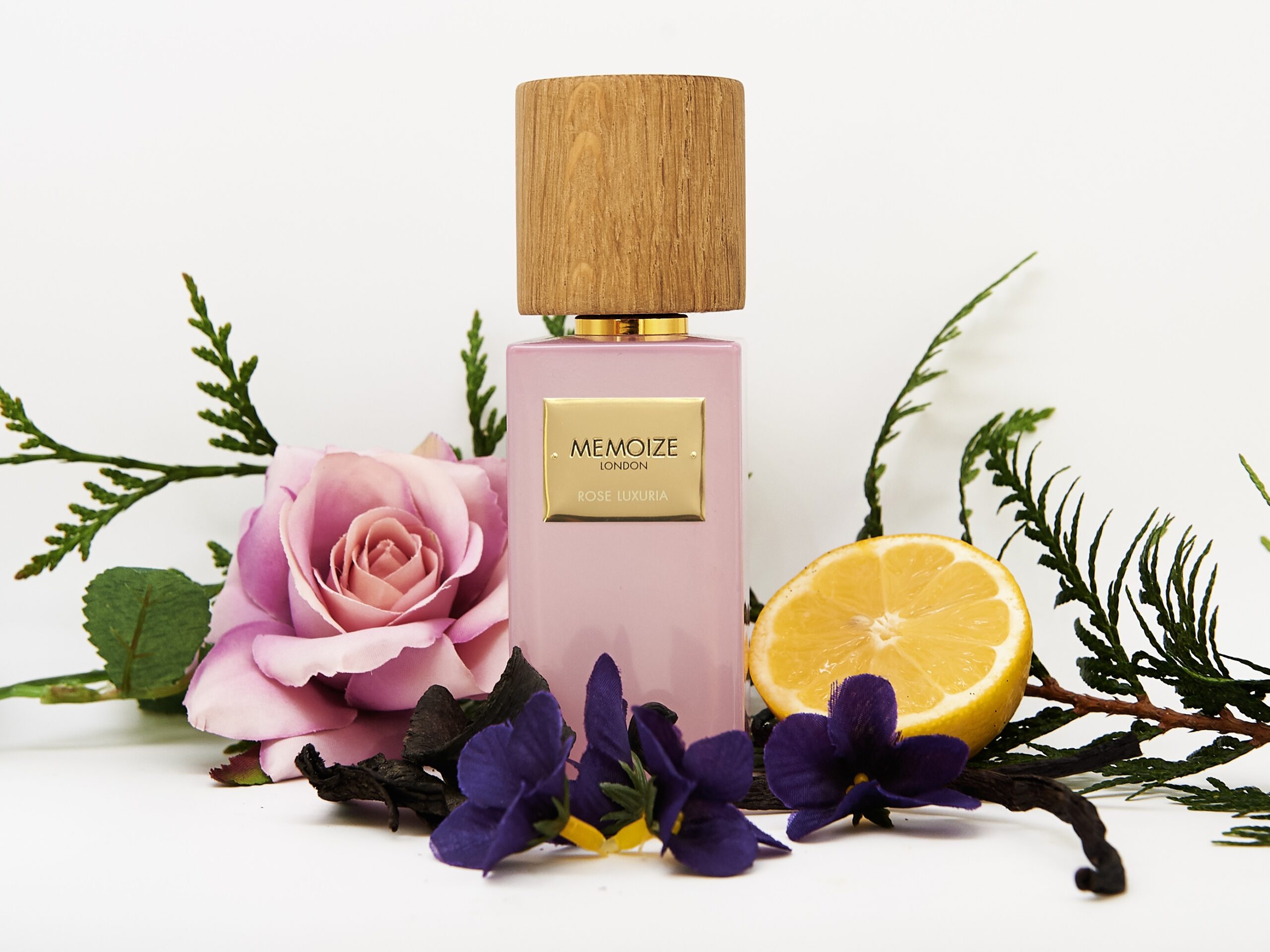 عطر ادکلن رُز لوکسوریا مموایز لاندن - Rose Luxuria Memoize London - بررسی، قیمت و خرید
