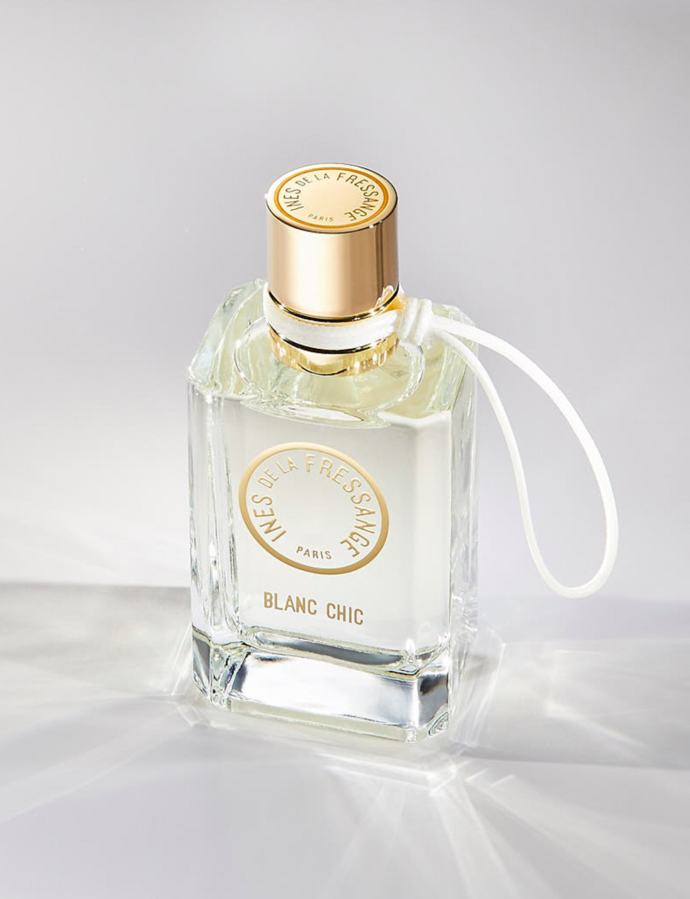 عطر ادکلن بلانک شیک اینس دِ لا فرسانژ - Blanc Chic Ines de la Fressange - بررسی، قیمت و خرید