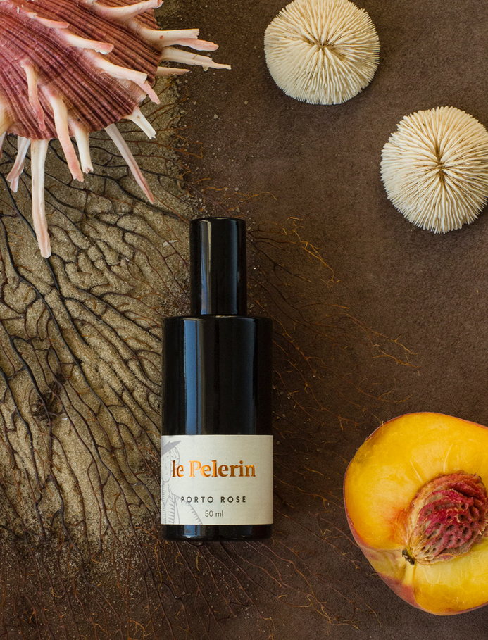 عطر ادکلن پورتو رز پِلِرَن - Porto Rose le Pelerin - بررسی، قیمت و خرید