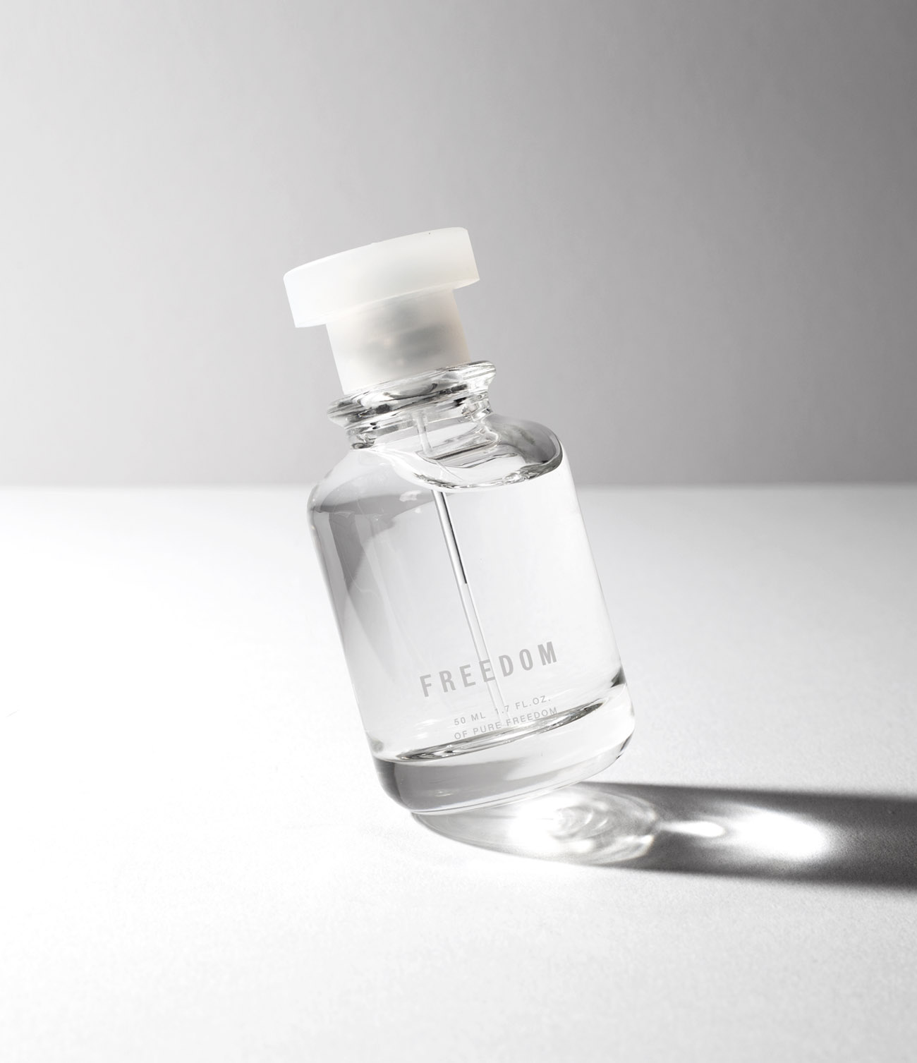 عطر ادکلن فریدوم پیور سنس - Freedom Pure Sense - بررسی، قیمت و خرید