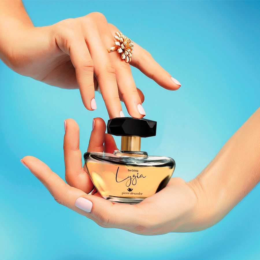 عطر ادکلن لیجیا پیر الکساندر - Lygia Pierre Alexander - بررسی، قیمت و خرید