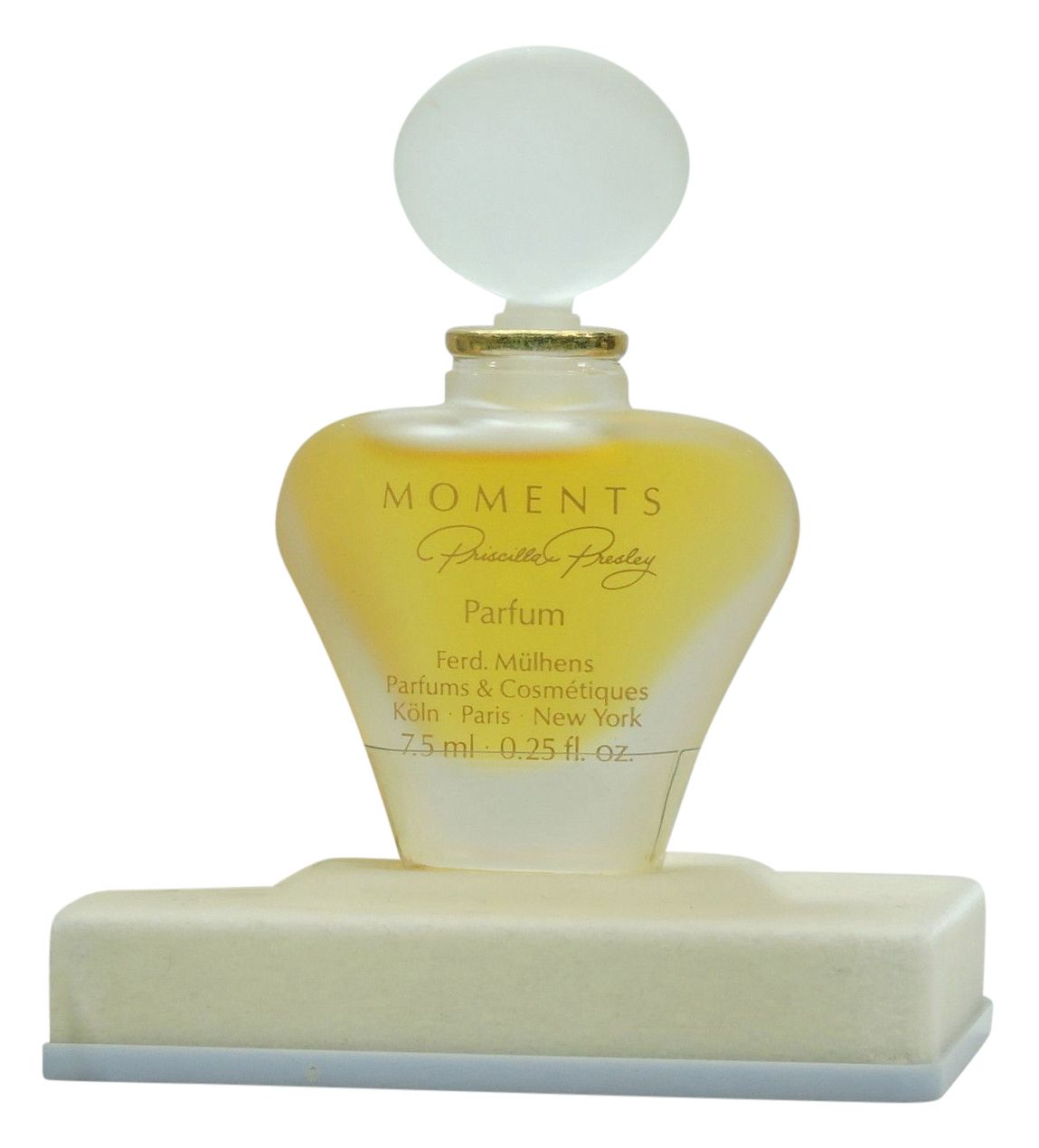 عطر ادکلن مومنتس پرفیوم پریسیلا پرسلی - Moments Parfum Priscilla Presley - بررسی، قیمت و خرید