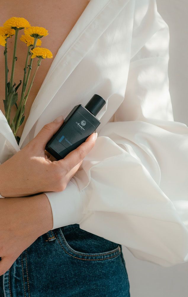 عطر ادکلن یامانا متافیزیکا پارفومز - Yamana Metaphysica Parfums - بررسی، قیمت و خرید