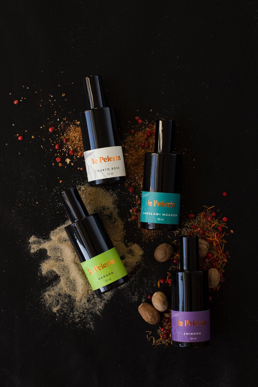 عطر ادکلن مانانا لو پلرن - Manana le Pelerin - بررسی، قیمت و خرید