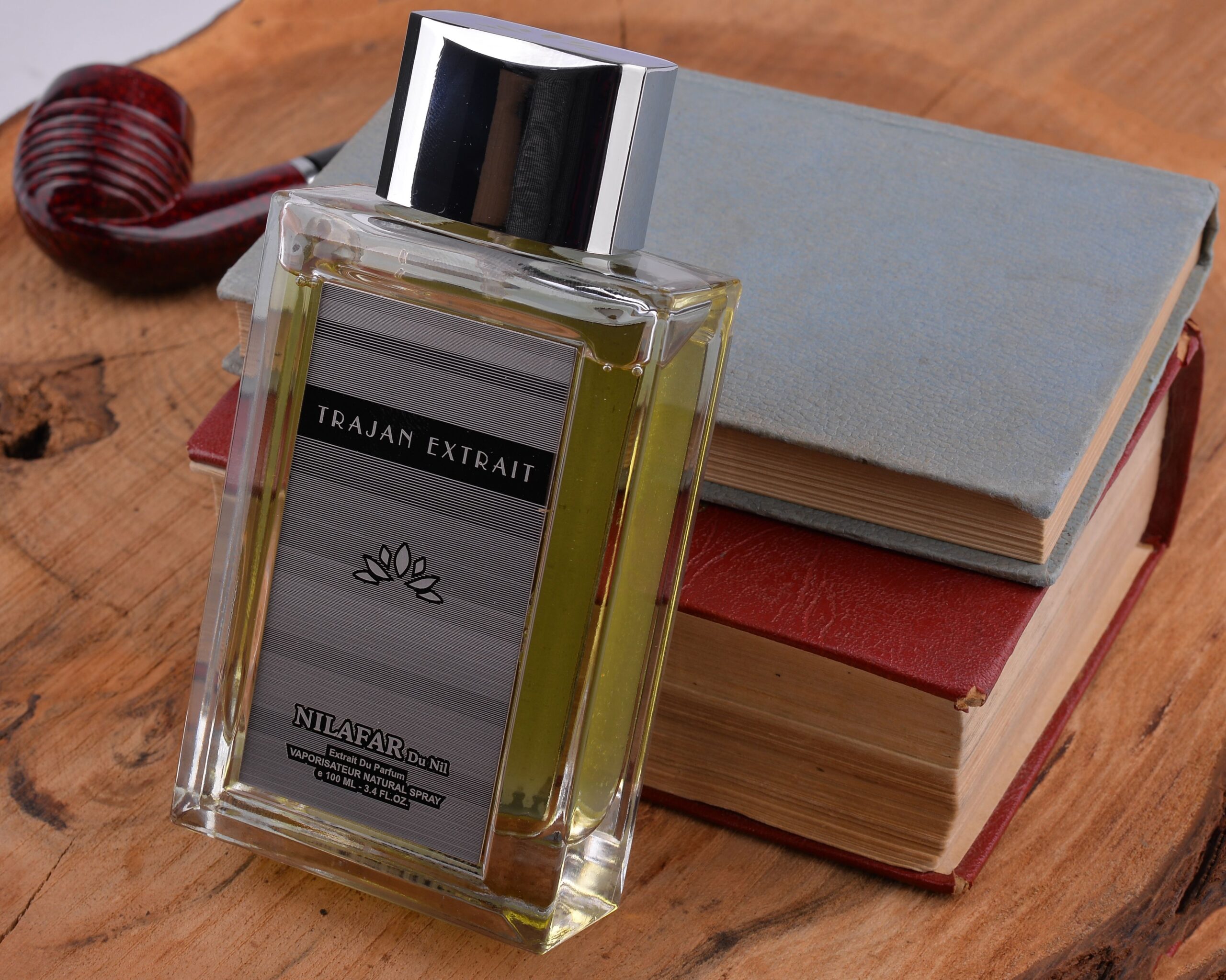 عطر ادکلن ترایان اکستریت نیلافر دو نیل - Trajan Extrait Nilafar du Nil - بررسی، قیمت و خرید