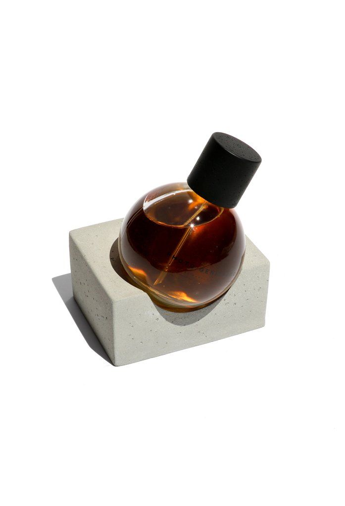 عطر ادکلن نو وان هاشیش فوتوجِنیکس اَند کو - No. 1 Hashish Photogenics + Co - بررسی، قیمت و خرید