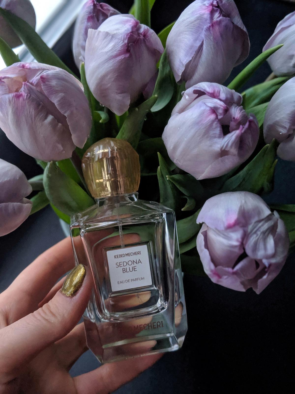 عطر ادکلن سدونا بلو کیکو میچری - Sedona Blue Keiko Mecheri - بررسی، قیمت و خرید