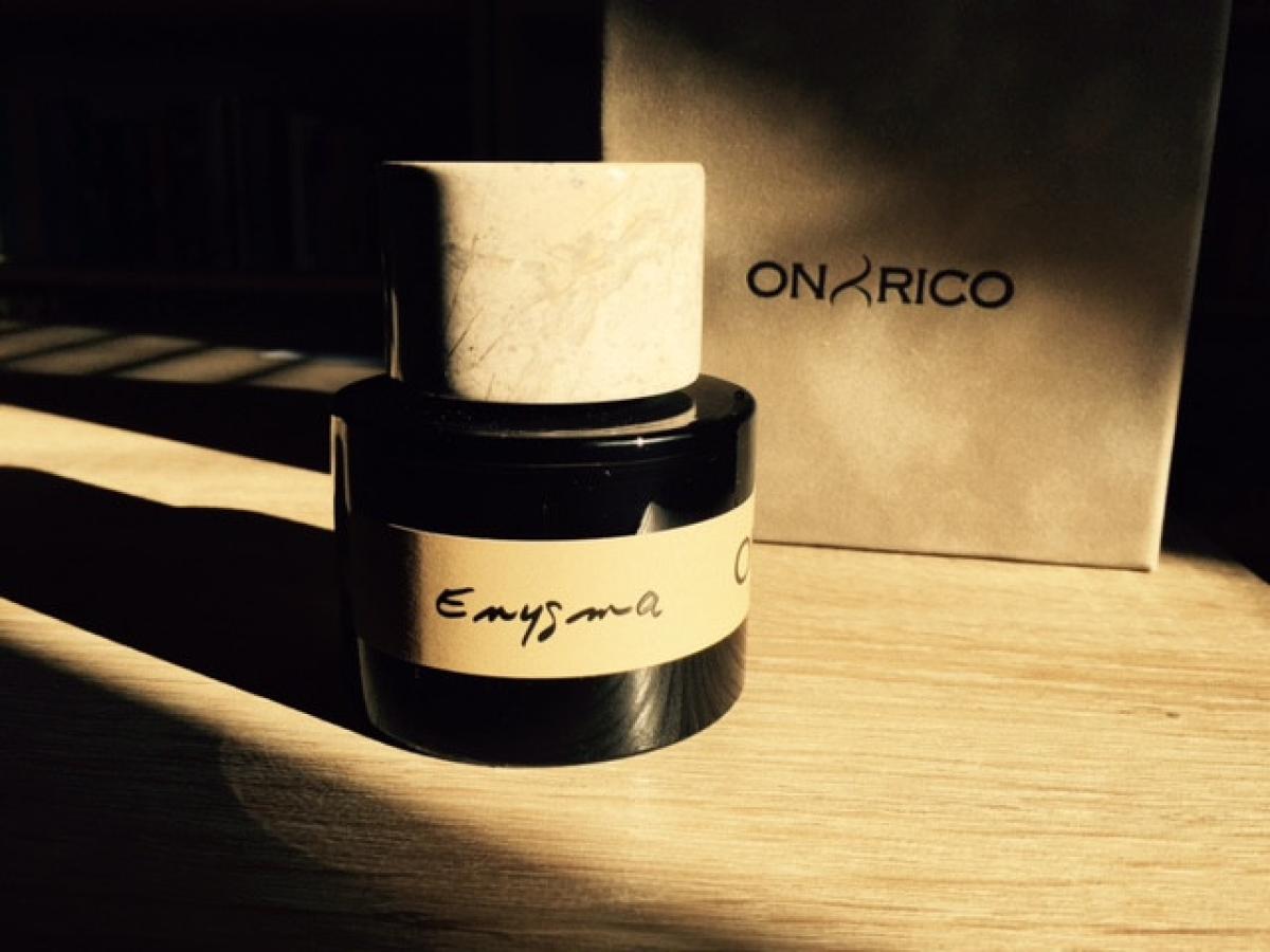 عطر ادکلن اِن‌یگما اونریکو - Enygma Onyrico - بررسی، قیمت و خرید