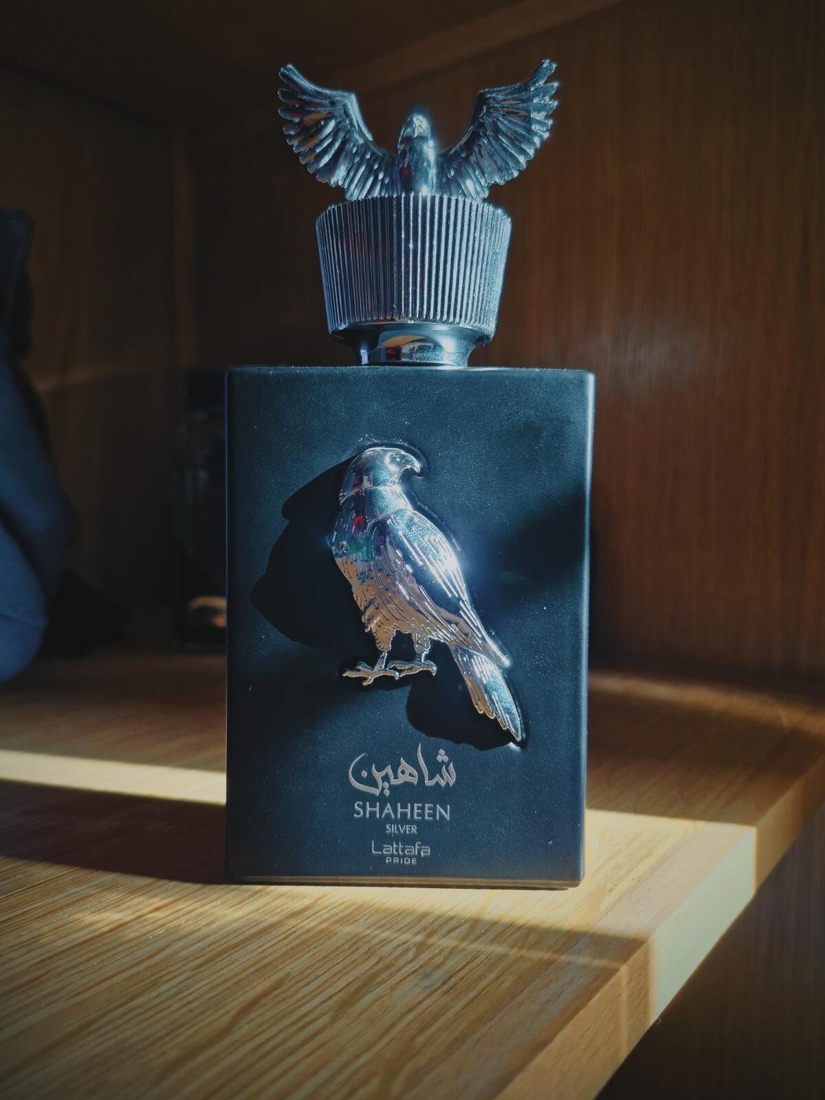 عطر ادکلن شاهین سیلور لتافا پرفیومز - Shaheen Silver Lattafa Perfumes - بررسی، قیمت و خرید
