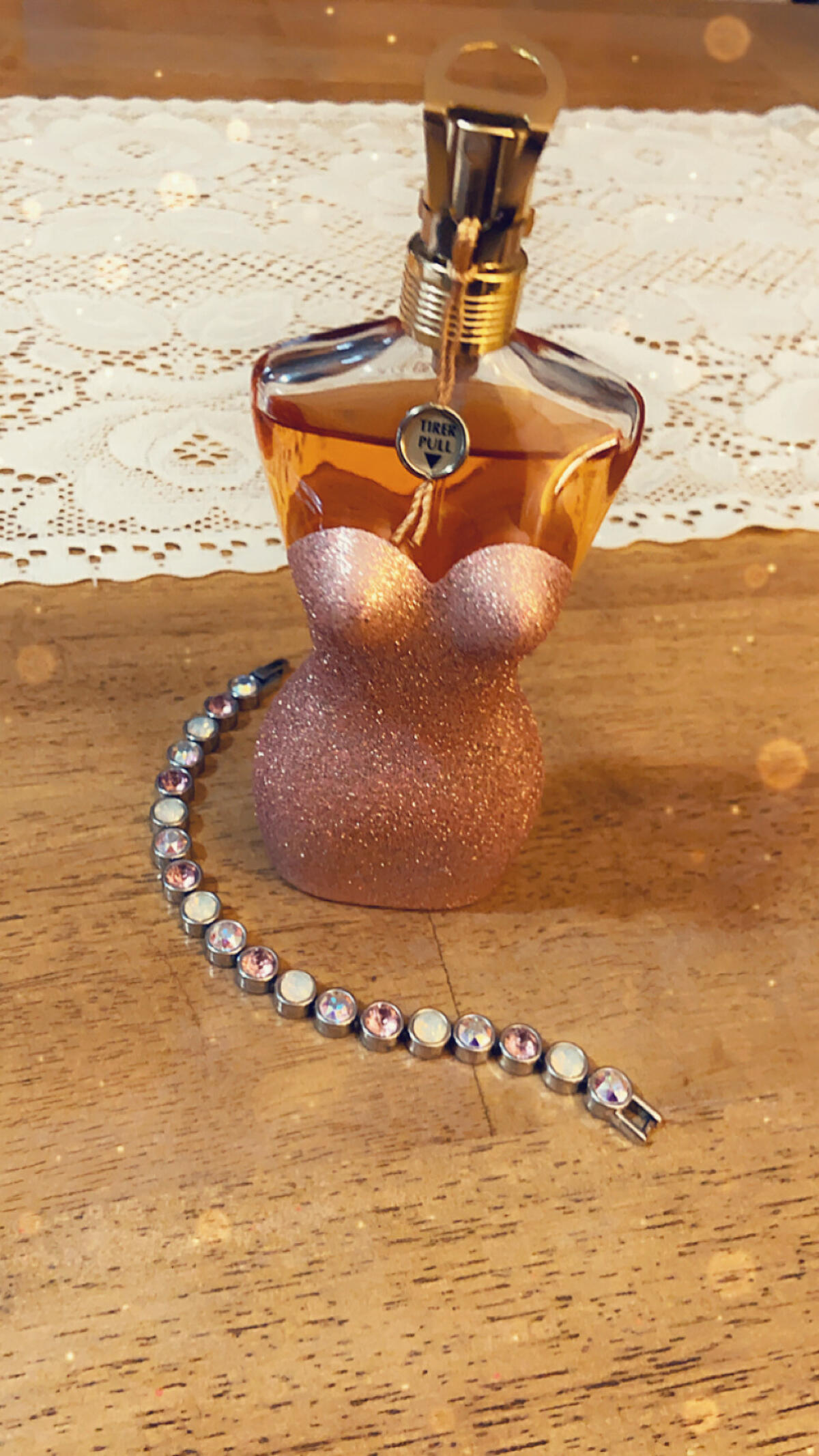 عطر ادکلن کلاسیک پین آپ ژان پل گوتیه - Classique Pin Up Jean Paul Gaultier - بررسی، قیمت و خرید
