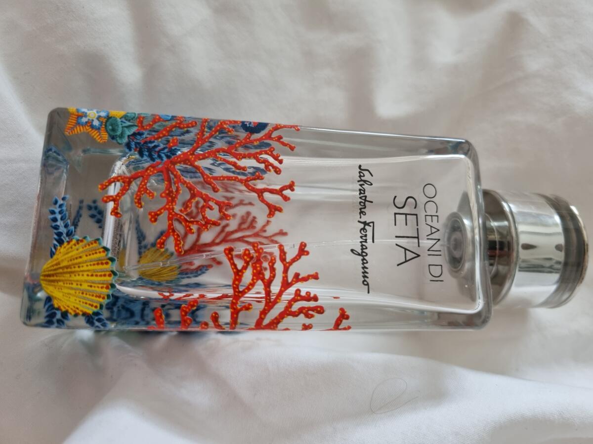 عطر ادکلن اوشیانی دی سِتا سالواتوره فراگامو - Oceani di Seta Salvatore Ferragamo - بررسی، قیمت و خرید
