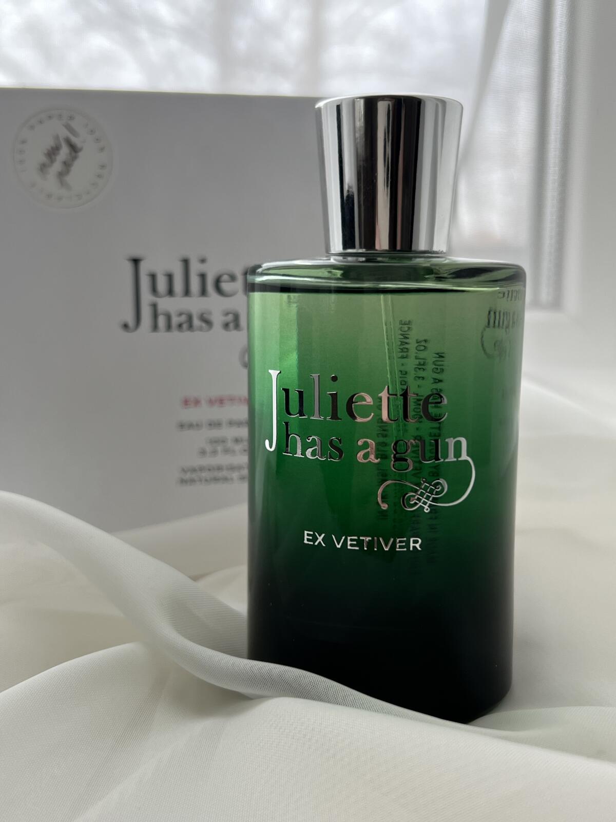 عطر ادکلن اِکس وتیور ژولیت هاز ا گان - Ex Vetiver Juliette Has A Gun - بررسی، قیمت و خرید
