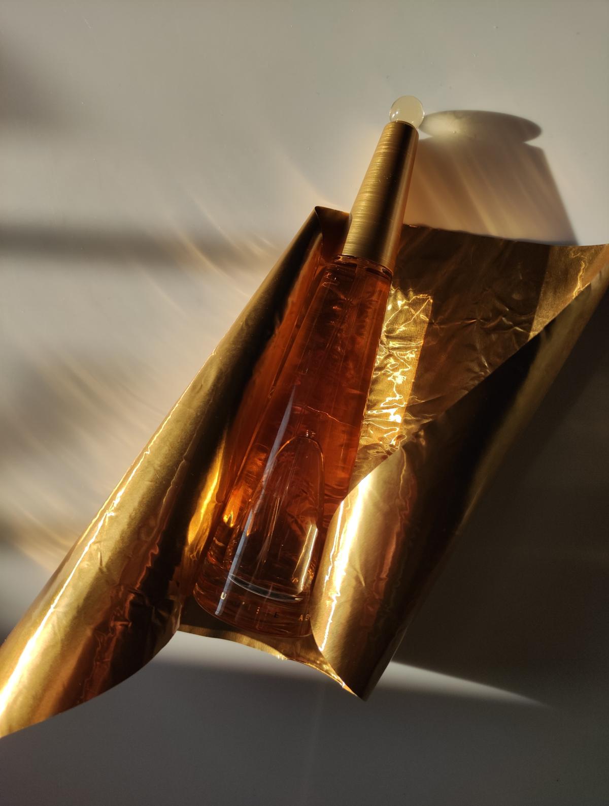 عطر ادکلن لئو دیسی ابسولو ایسی میاکه - L'Eau D'Issey Absolue Issey Miyake - بررسی، قیمت و خرید