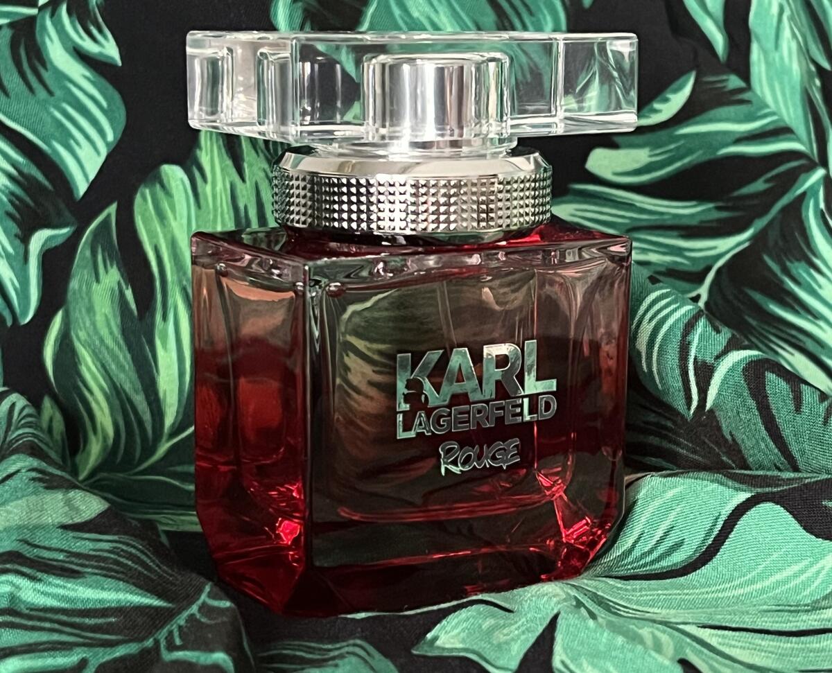 عطر ادکلن کارل لاگرفلد روژ کارل لاگرفلد - Karl Lagerfeld Rouge Karl Lagerfeld - بررسی، قیمت و خرید