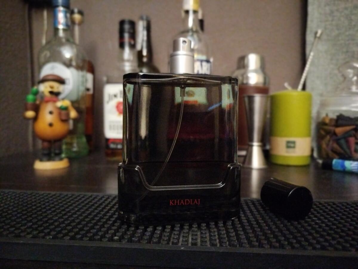 عطر ادکلن شیاکا فور من خدلج پرفیومز - Shiyaaka For Men Khadlaj Perfumes - بررسی، قیمت و خرید