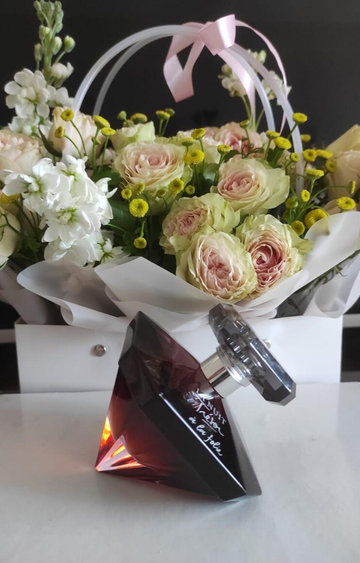 عطر ادکلن لا نویت ترزور اولافولی لانکوم - La Nuit Trésor à la Folie Lancôme - بررسی، قیمت و خرید
