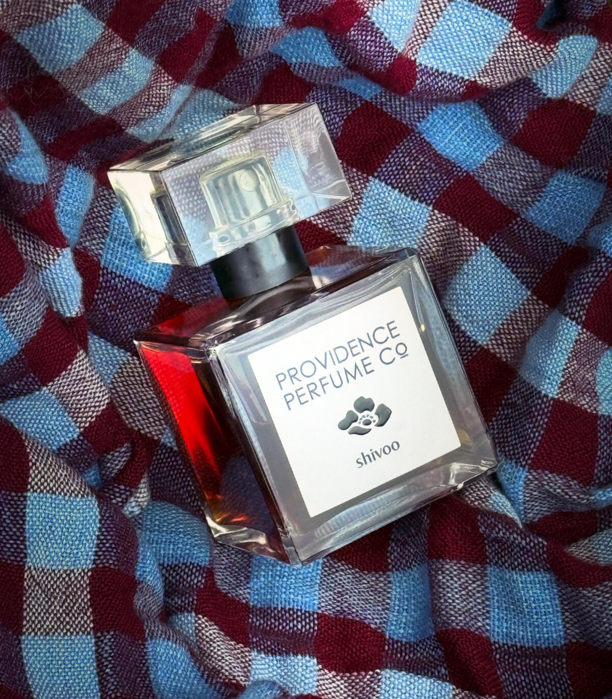 عطر ادکلن شیوو پراویدنس پرفیوم کو - Shivoo Providence Perfume Co. - بررسی، قیمت و خرید