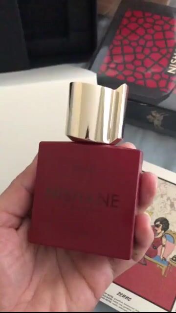 عطر ادکلن زن نیشانه - Zenne Nishane - بررسی، قیمت و خرید