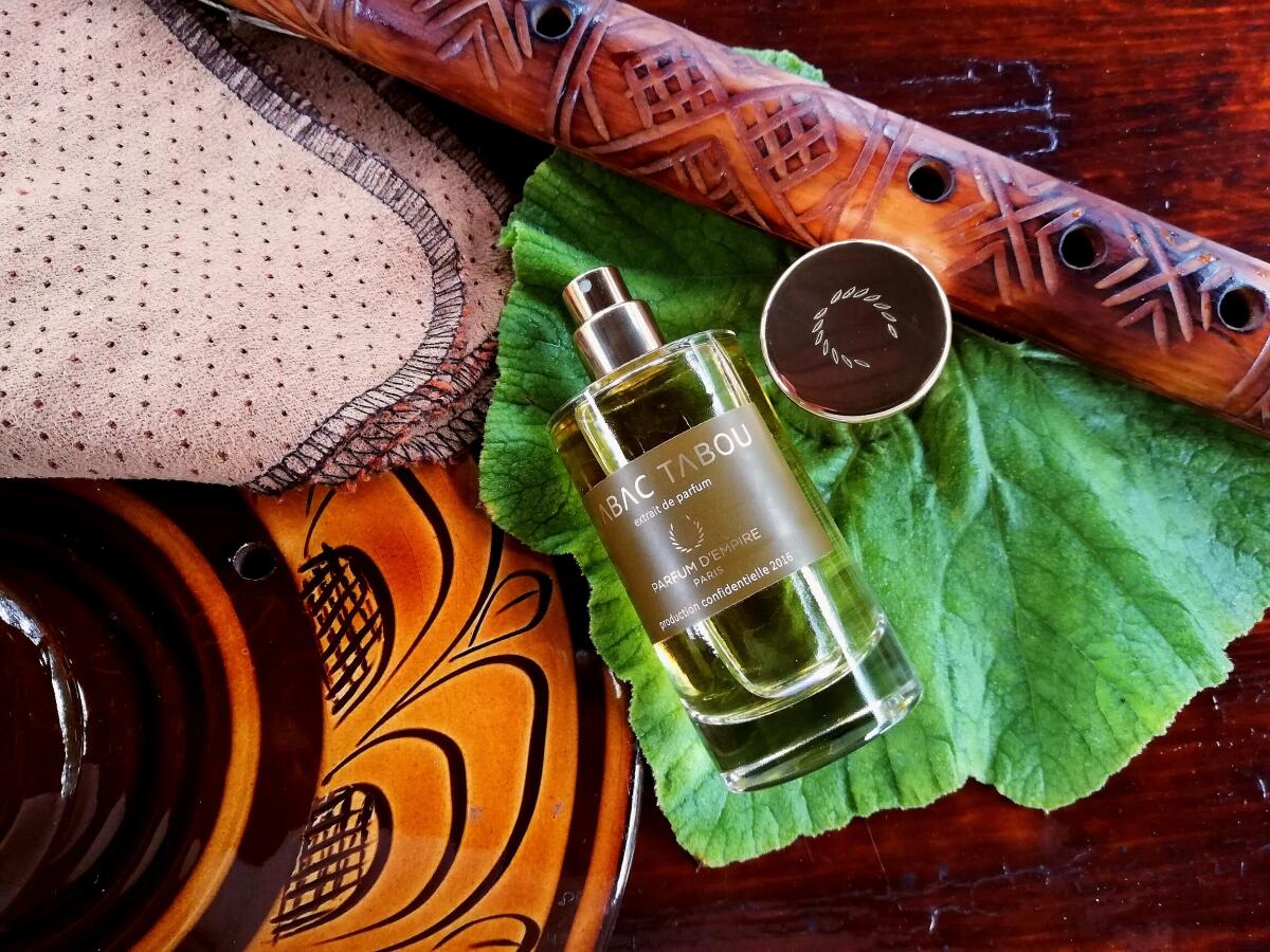 عطر ادکلن تاباک تابو پرفیوم د امپایر - Tabac Tabou Parfum d'Empire - بررسی، قیمت و خرید