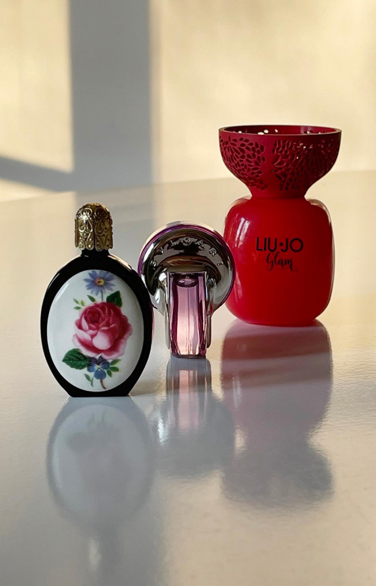 عطر ادکلن لیو جو گلم لیو جو - Liu Jo Glam Liu Jo - بررسی، قیمت و خرید