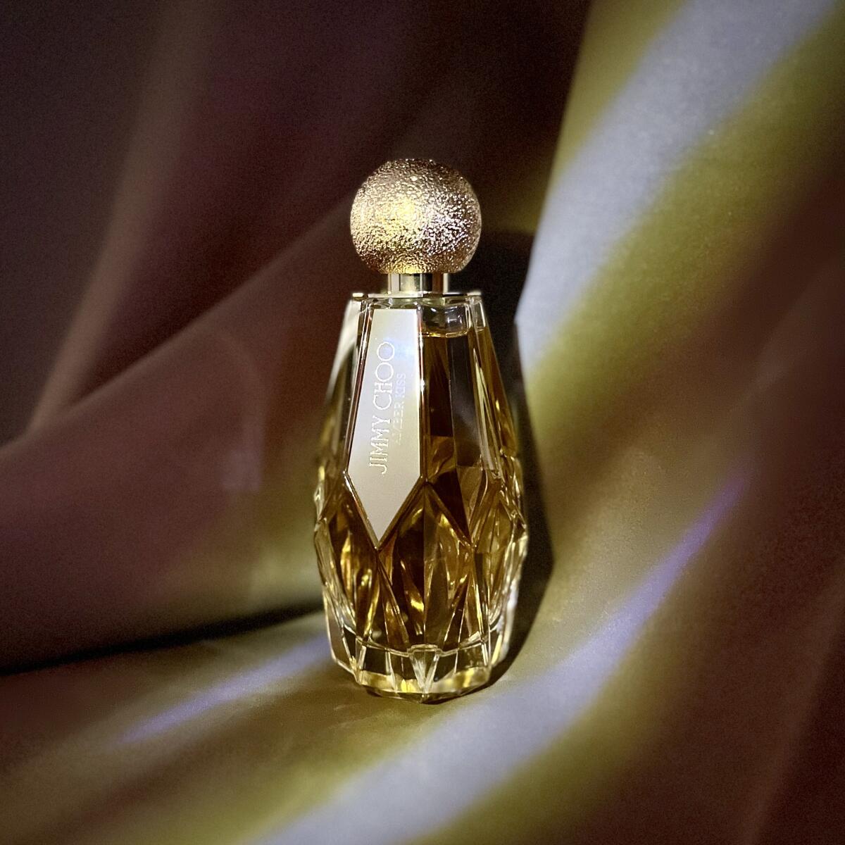 عطر ادکلن امبر کیس جیمی چو - Amber Kiss Jimmy Choo - بررسی، قیمت و خرید