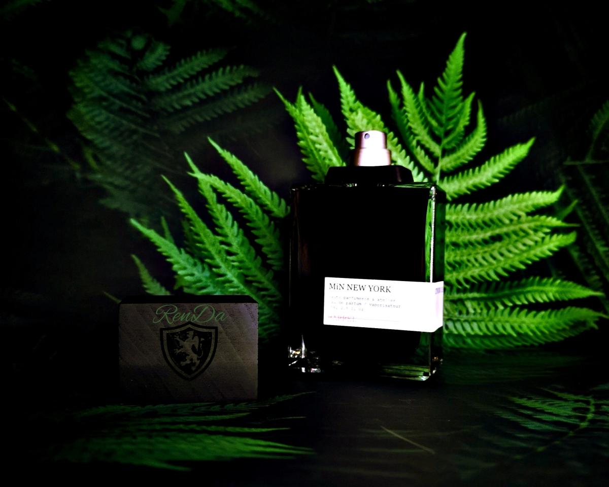 عطر ادکلن برِل مین نیویورک - BARREL MiN NEW YORK - بررسی، قیمت و خرید