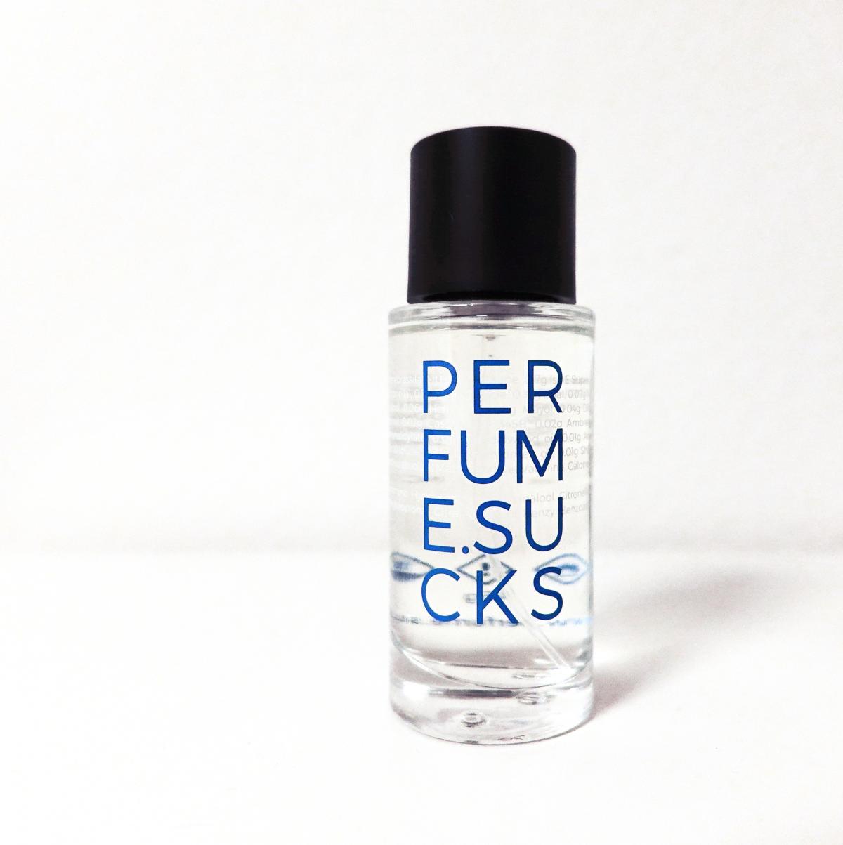 عطر ادکلن بلیو سه هزار و صد و سی و پنج سی پرفیوم ساکس - BLUE 3135C Perfume.Sucks - بررسی، قیمت و خرید