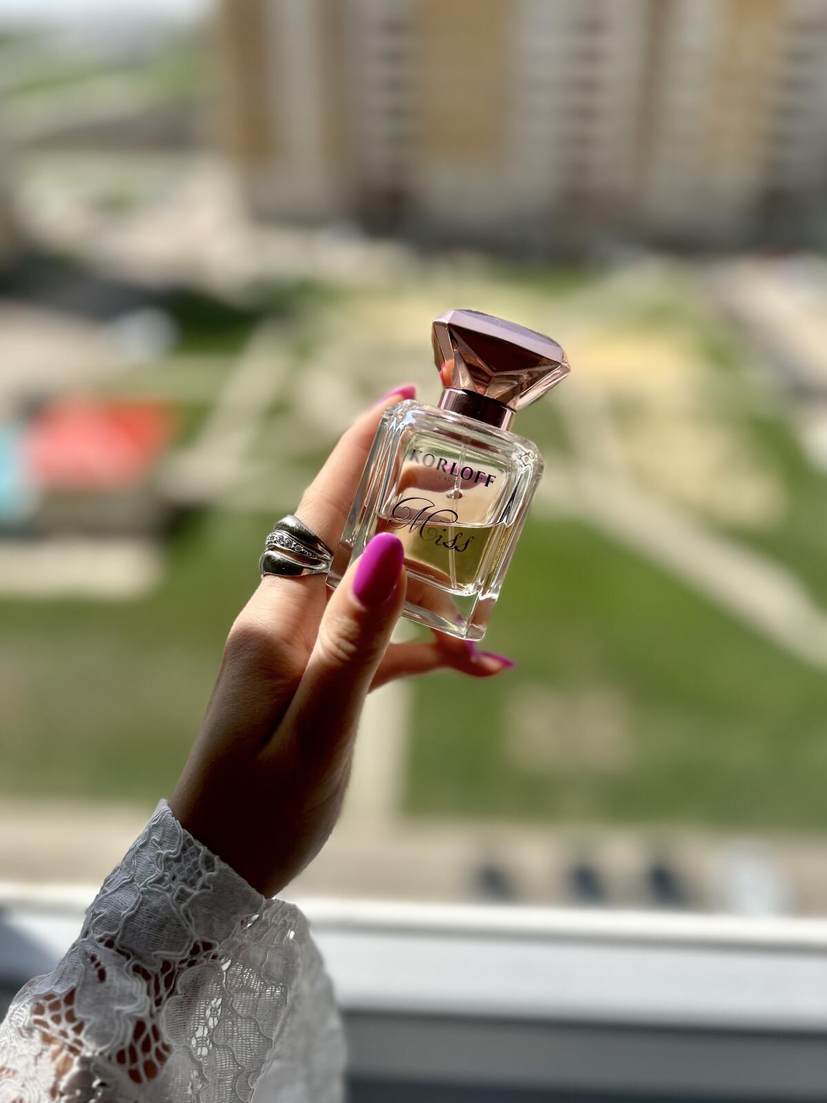 عطر ادکلن میس کورلاف کرلف پاریس - Miss Korloff Korloff Paris - بررسی، قیمت و خرید