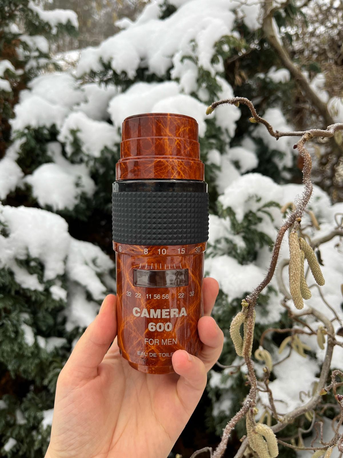 عطر ادکلن کمرا ششصد مکس دویل - Camera 600 Max Deville - بررسی، قیمت و خرید