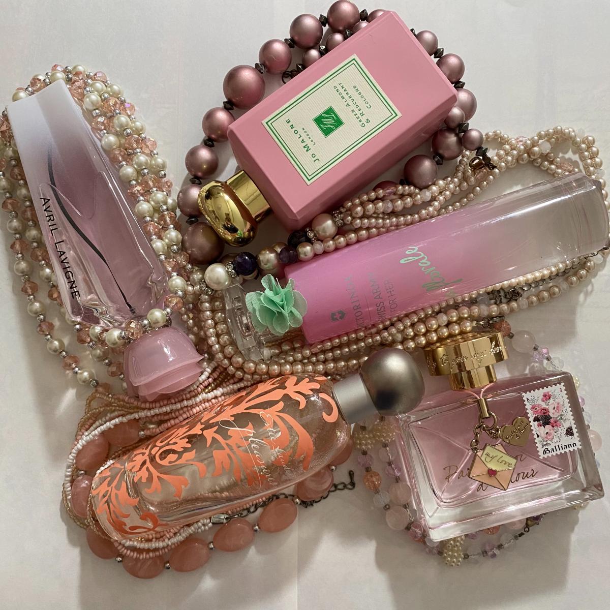 عطر ادکلن پارله موا دامور شارمین ادیشن جان گالیانو - Parlez-Moi d’Amour Charming Edition John Galliano - بررسی، قیمت و خرید