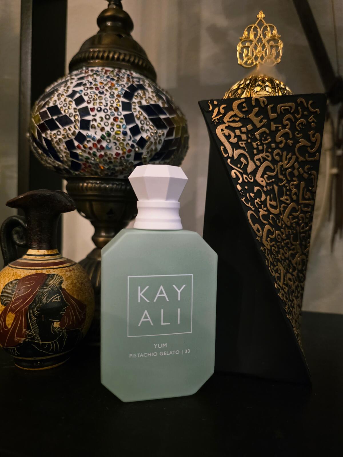 عطر ادکلن یام پسته جلاتو سی و سه کیالی فرگرنسز - Yum Pistachio Gelato | 33 Kayali Fragrances - بررسی، قیمت و خرید