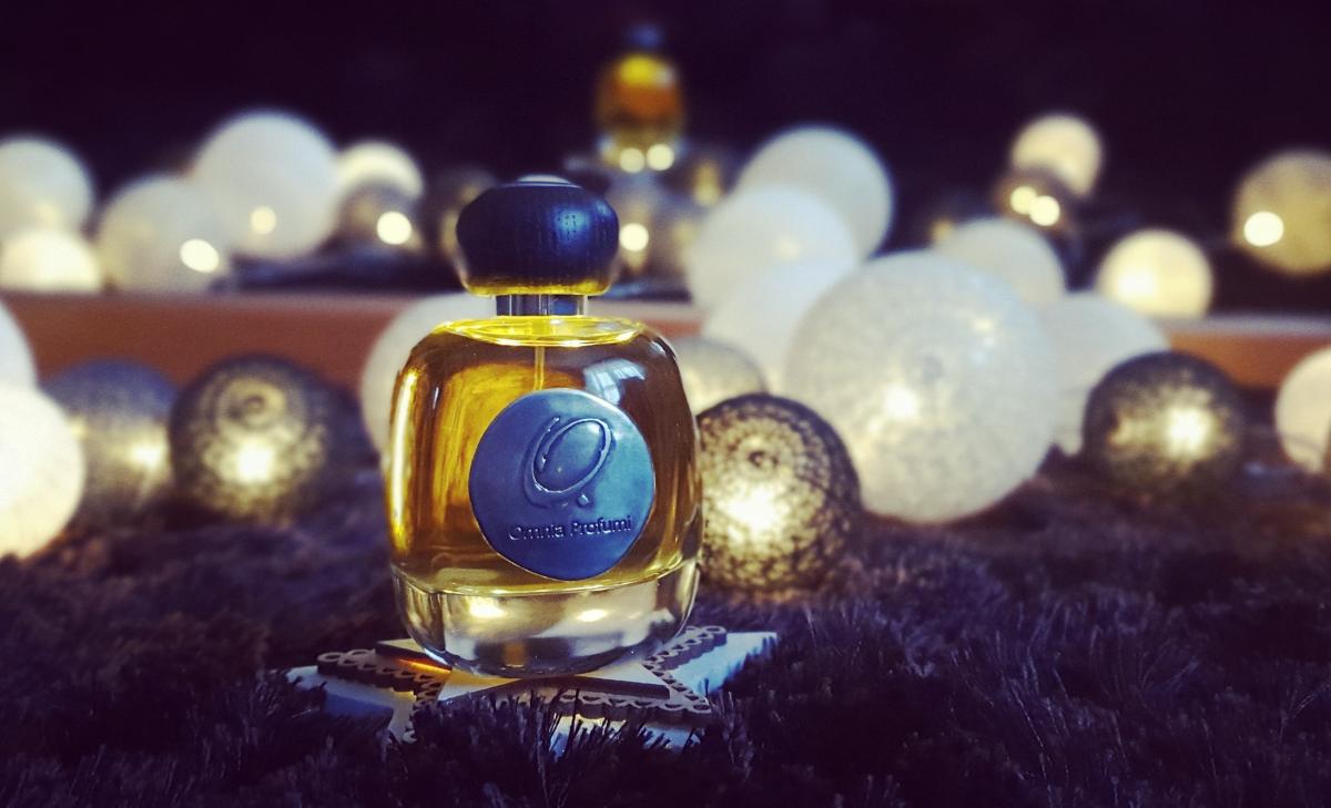 عطر ادکلن وایت مادرا امنیا پرفیومی - White Madera Omnia Profumi - بررسی، قیمت و خرید